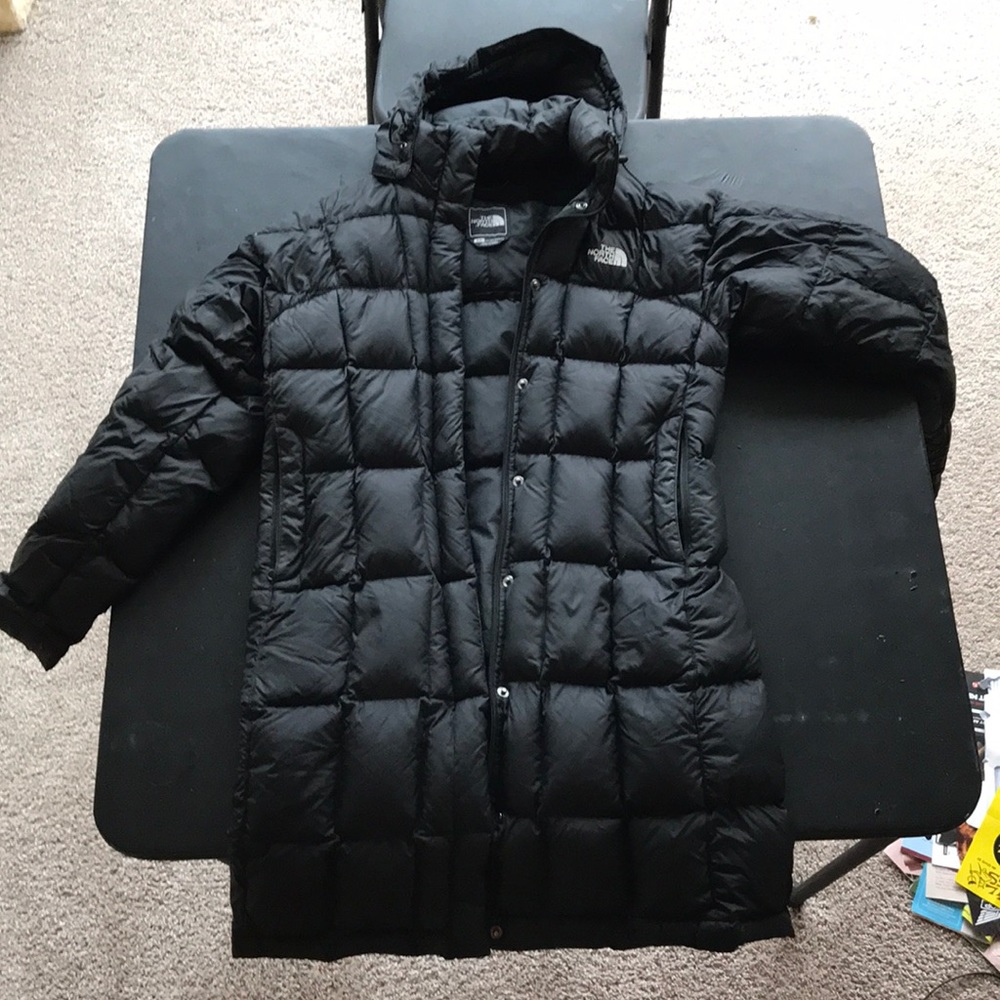 Women’s long north face jacket